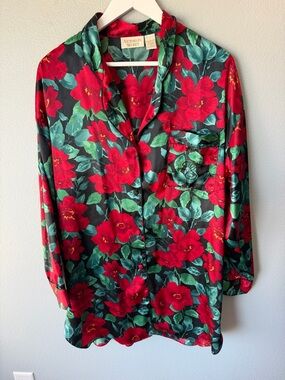 Victoria’s Secret vintage red green floral long sleeve pajama nightgown sz L